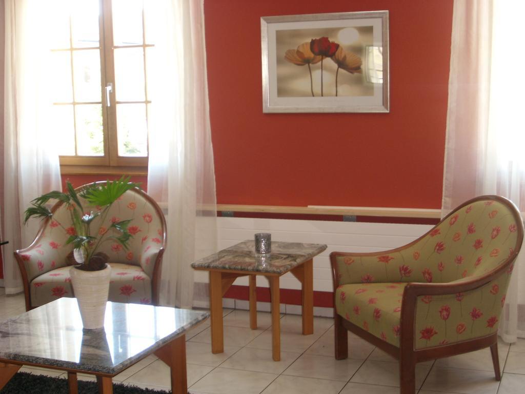 לנזרהיידה Hotel Danis מראה חיצוני תמונה