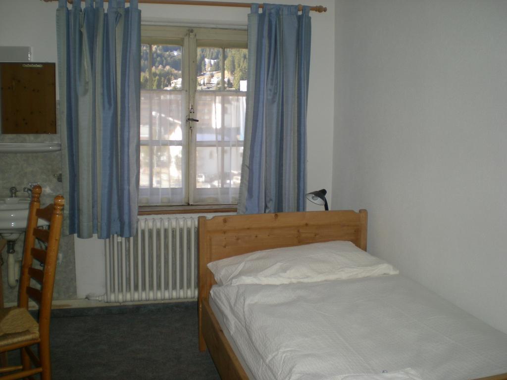 לנזרהיידה Hotel Danis מראה חיצוני תמונה