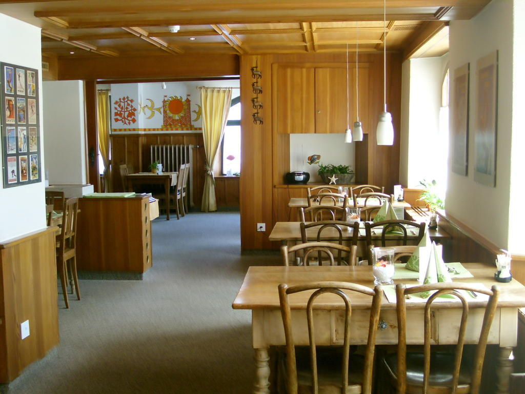 לנזרהיידה Hotel Danis מראה חיצוני תמונה
